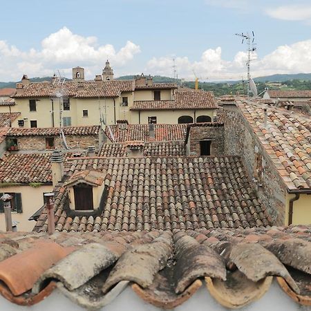 Palazzo San Florido Bed & Breakfast ชิตตา ดิ กัสเตลโล ภายนอก รูปภาพ