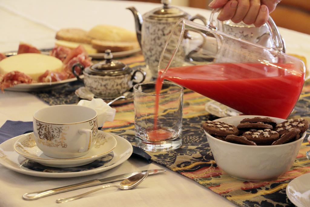 Palazzo San Florido Bed & Breakfast ชิตตา ดิ กัสเตลโล ภายนอก รูปภาพ